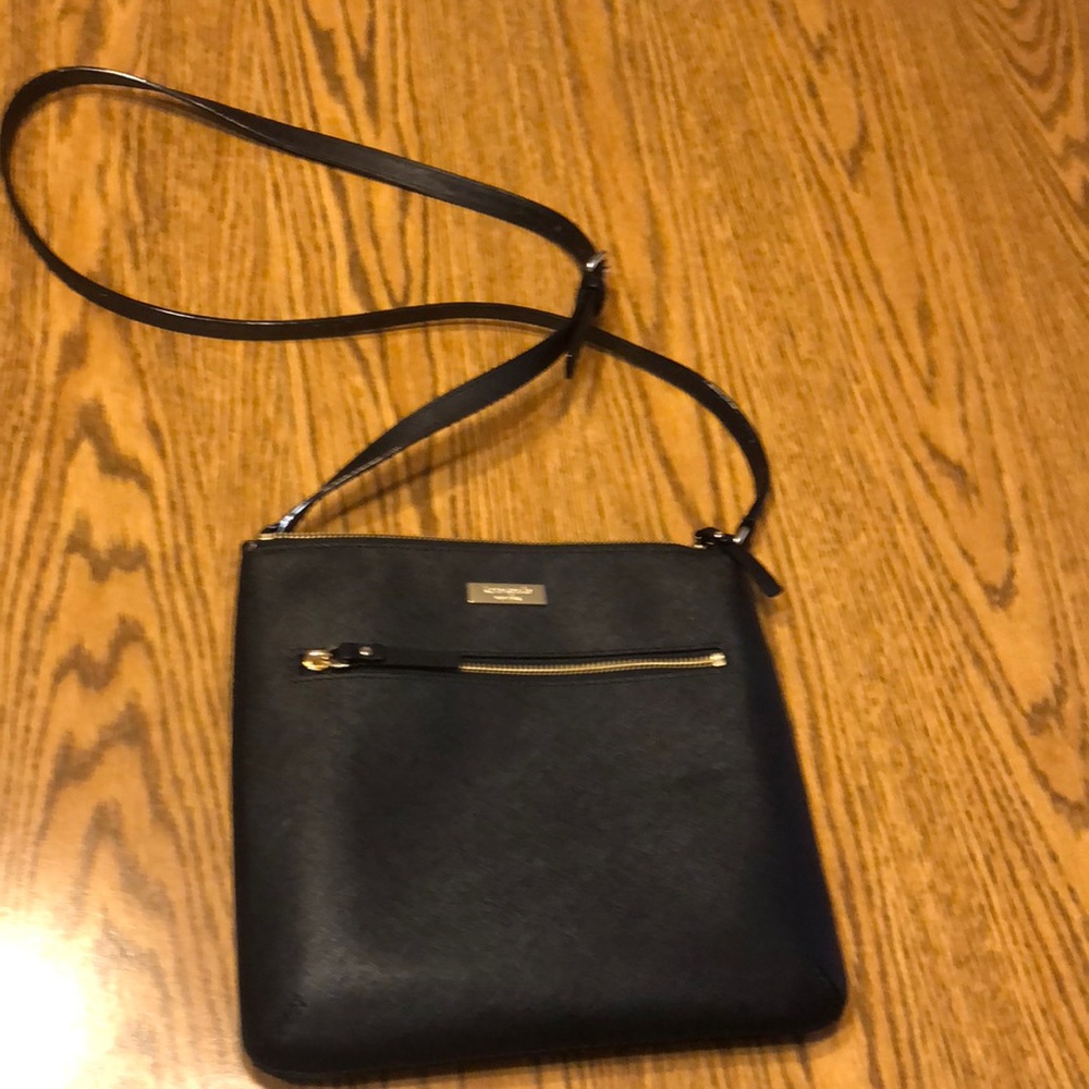 Black kate spade crossbody purse